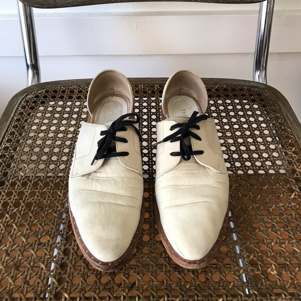 FREDA SALVADOR WIT D’ORSAY OXFORD